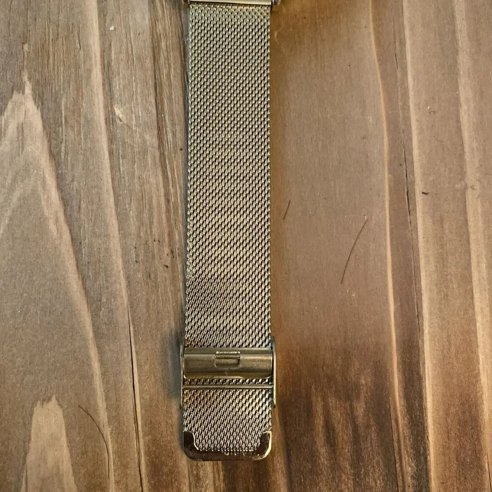 Steve Madden Watch Gold Tone New Battery